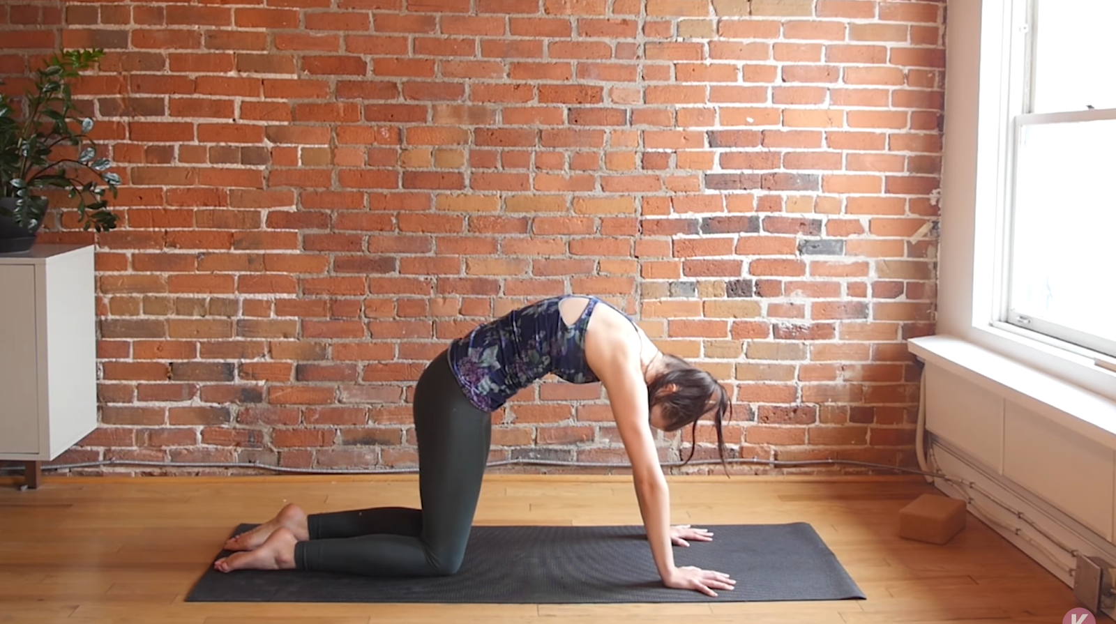 A Minimal Cues Practice for Yoga Teachers or Advanced Practitioners