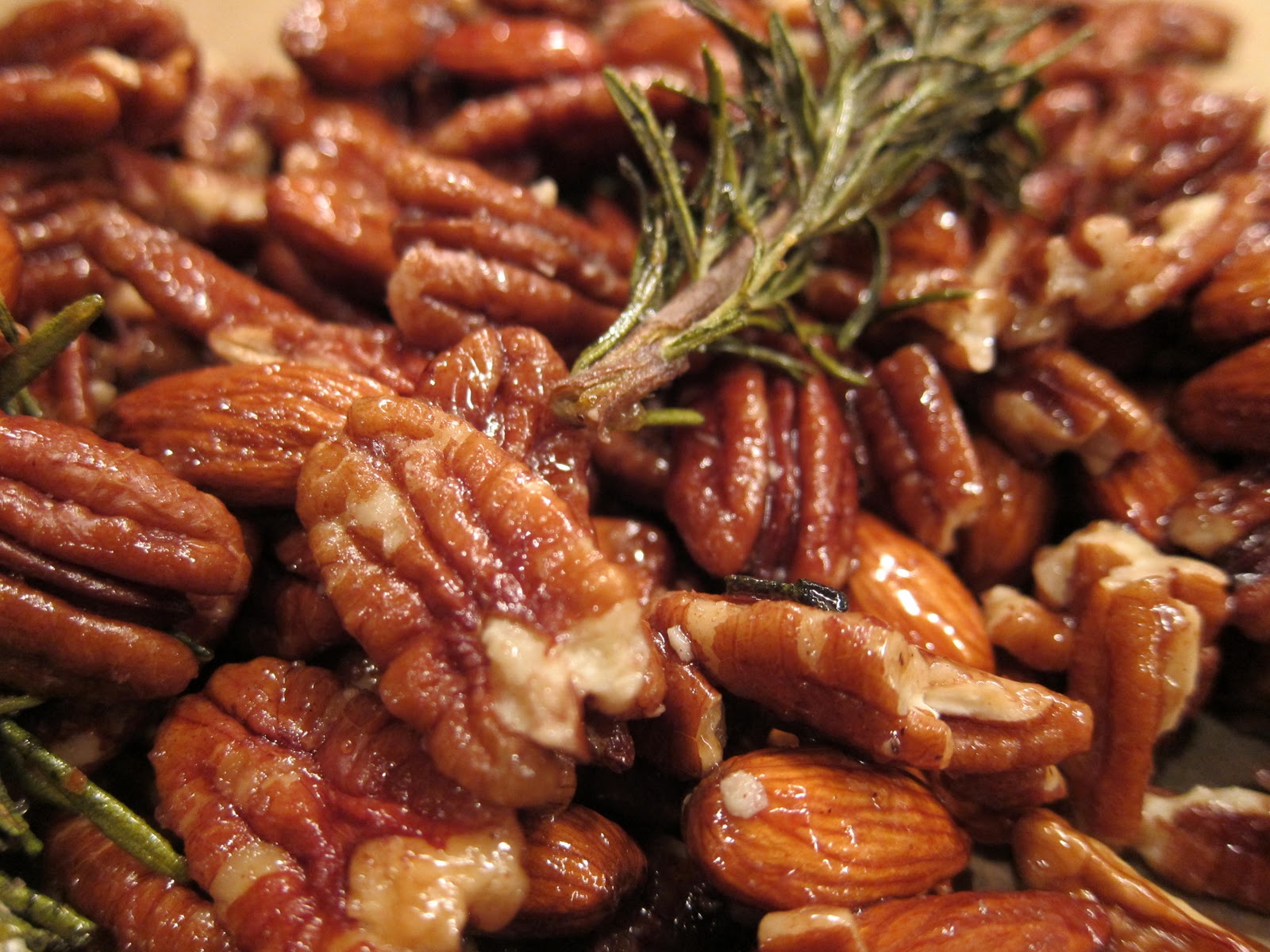 Weekday Gourmet Recipe (Re)creation Rosemary Glazed Pecans & Almonds