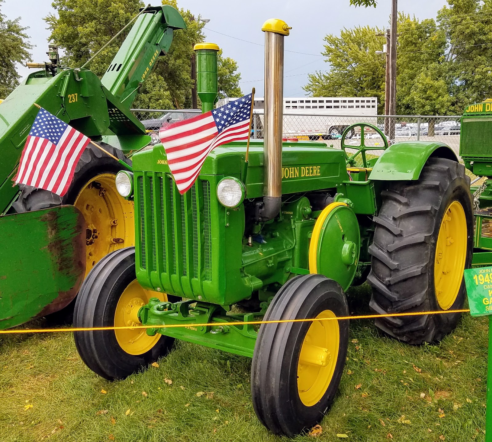 History and Culture by Bicycle Spencer, Iowa 2017 Clay County Fair, 1949 John Deere 'D