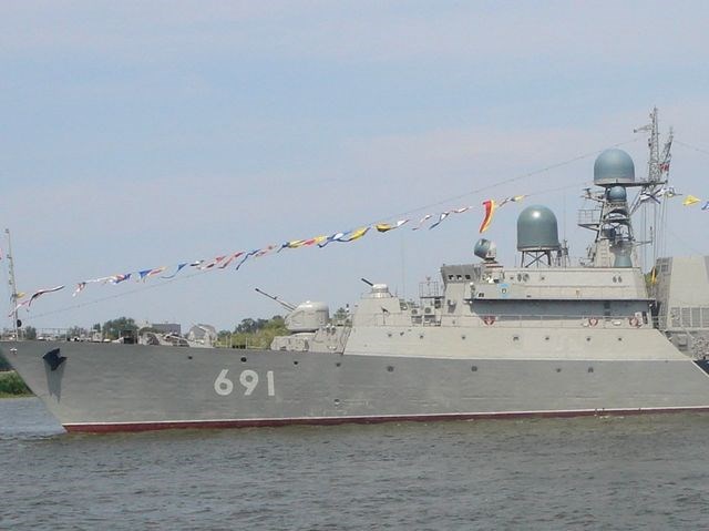 Tàu hộ vệ Tatarstan, một tàu quân sự ít được biết đến nhưng rất lợi hại của Nga Tàu hộ vệ Tatarstan, một tàu quân sự ít được biết đến nhưng rất lợi hại của Nga