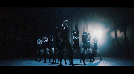 강렬한 마라맛 컨셉이 잘 어울리는 가수.jpg | 인스티즈