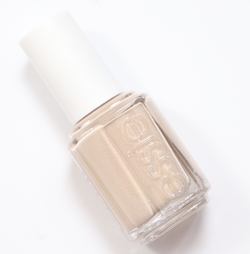 MacKarrie Beauty Style Blog Essie Rainwear Don't Care