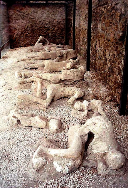Группа статуй в Помпеях