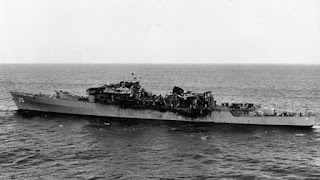 Ex-Peril_Belknap-broadside-after-incident.jpg