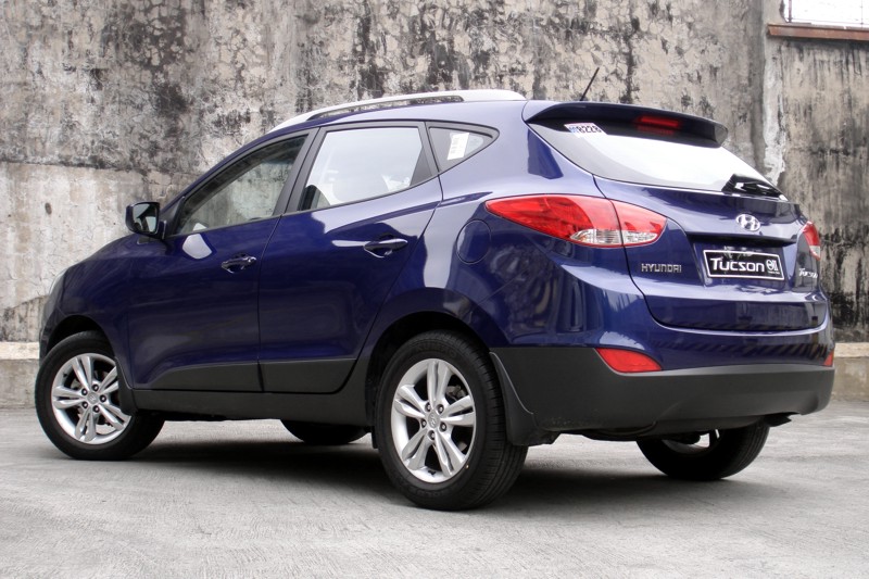 Review 2012 Hyundai Tucson GLS 2WD  CarGuidePH  Philippine Car News  Car Reviews Car Prices