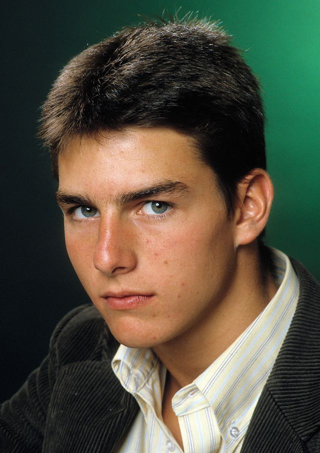 pictures of tom cruise when he was younger