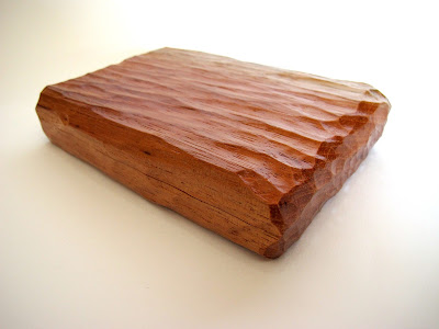 caja de madera de cedro, trabajo de artesanía de madera realizado por javier sanz peñalba. ILEX TALLA