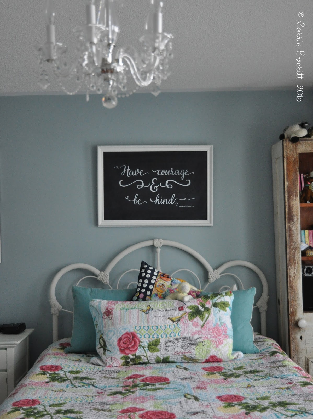 chalkboard art with quote from Disney Cinderella movie | Lorrie Everitt Studio