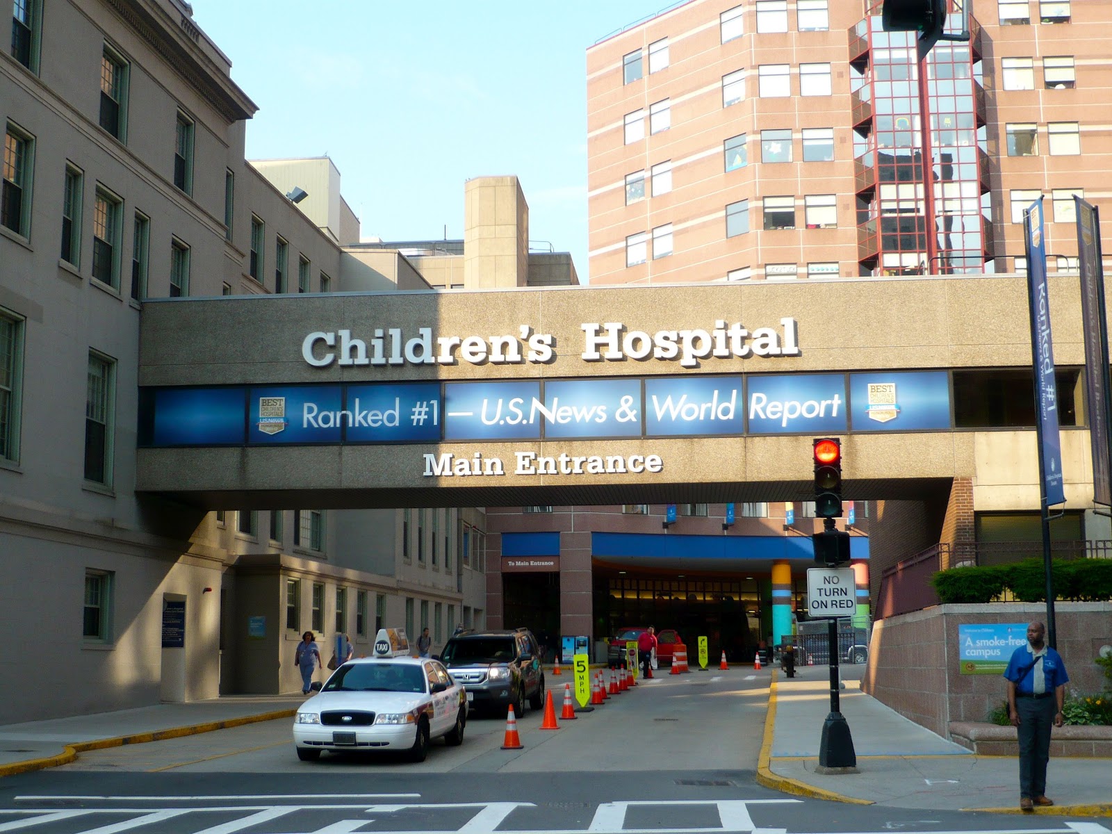 З госпиталь. Бостонский госпиталь. Детская больница Бостона. Госпиталь в Бостоне. Boston children's Hospital ответ.