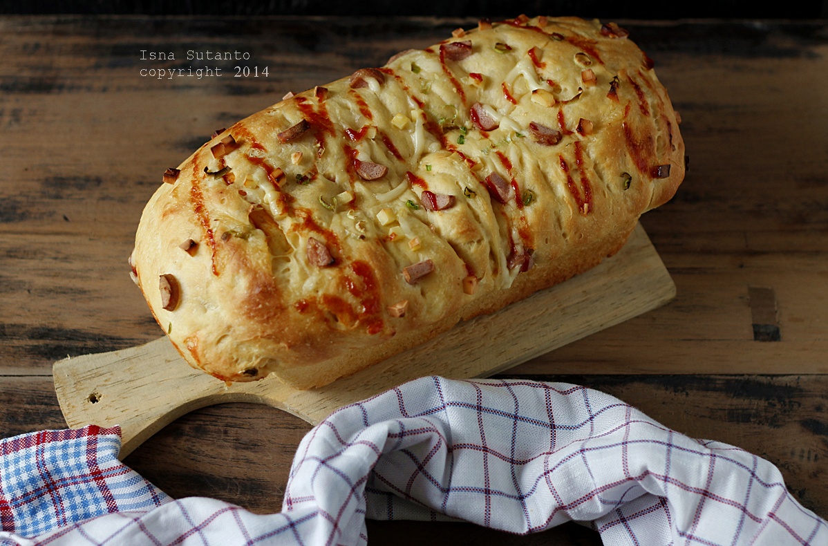 CobaCoba Yuk..... SAUSAGE BREAD LOAF/ROTI SOSIS, TANPA DIULENI