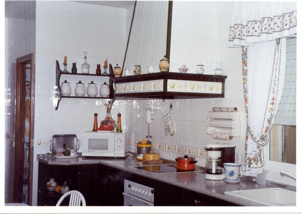 CONSTRUCCIONES MIJOFRAN S.L.: CHALET EN URBANIZACIÓN PRIVADA