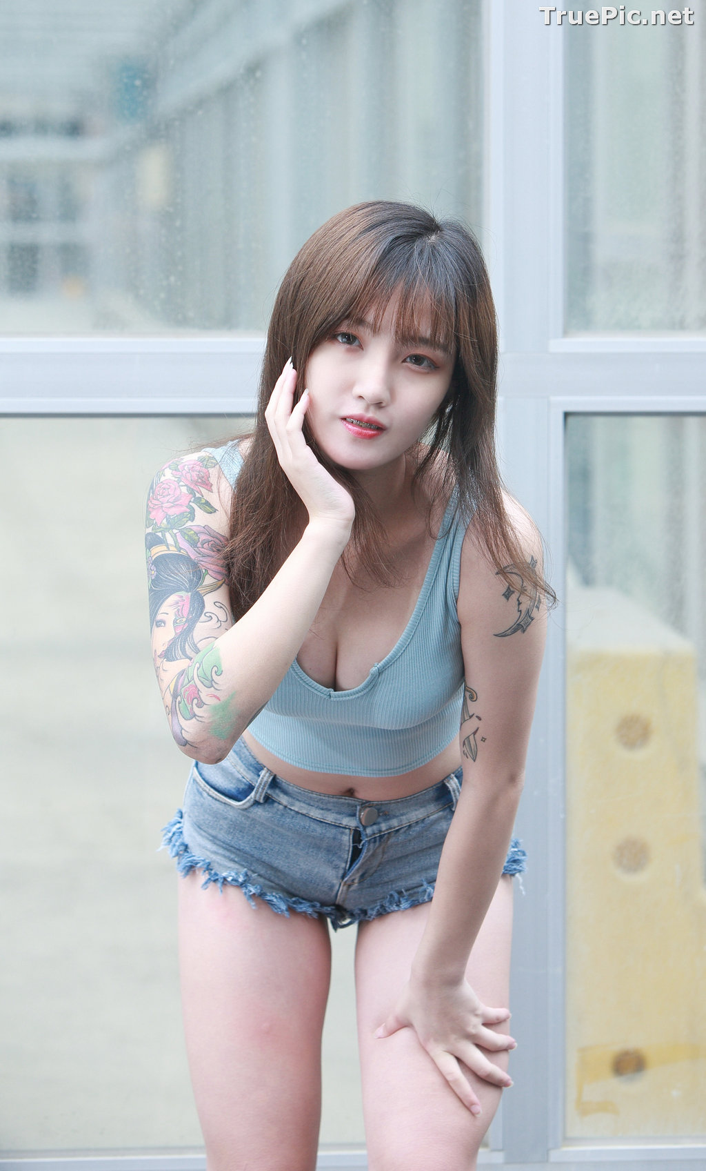 Image Taiwanese Lovely and Sexy Girl – 泱泱 - Low Top and Jeans Pants - TruePic.net - Picture-19