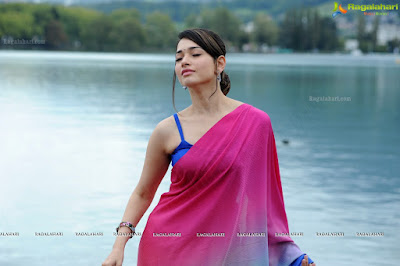 TAMANNA looks hot in short skirt from Oosaravelli movie