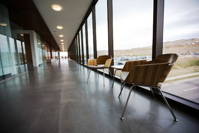 Sistem Pencahayaan Alami dan Buatan pada Bangunan - Arsitur Studio