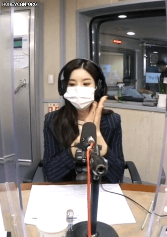솔직한데 안 솔직한 권은비 연애초보 권사님    권텐