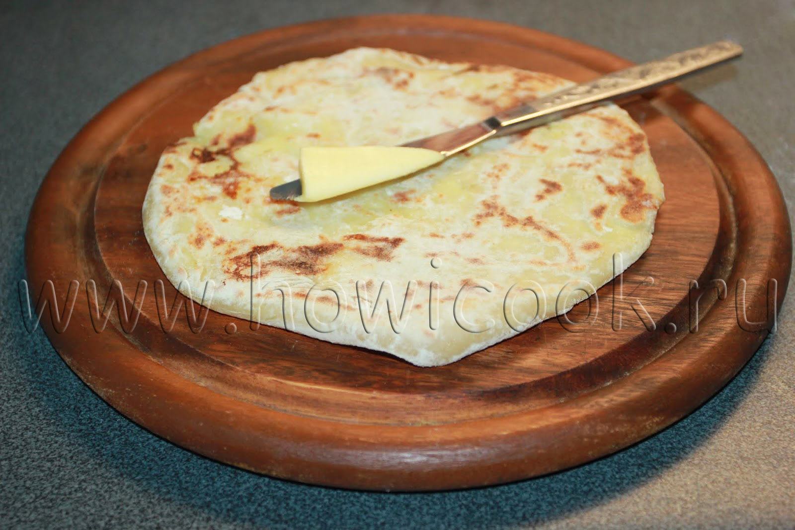 Хычины с сыром и картофелем