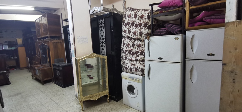 غرف نوم إستعمال بحالة الجديد و أنتريهات وصالونات و أجهزه كهربيه مستعمله