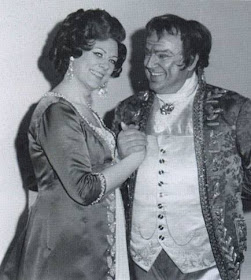 Colzani with the soprano Renata Tebaldi, with whom he starred many times