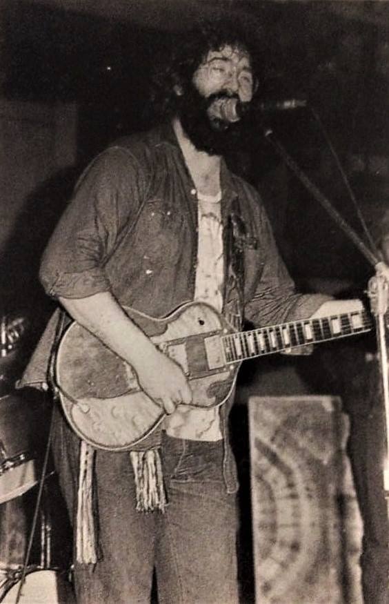 Grateful Dead Guide Jerry Garcia Instrument History (Guest Post)