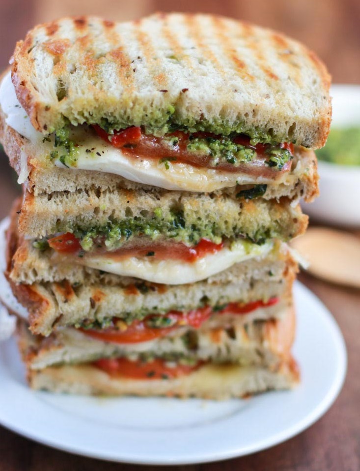 GRILLED MOZZARELLA SANDWICH WITH WALNUT PESTO BREAKFAST 