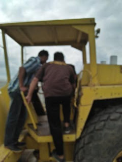 service forklift buldozer whelloader excavator di bandar lampung kotabumi bandar jaya metro tulang bawang mesiji menggala