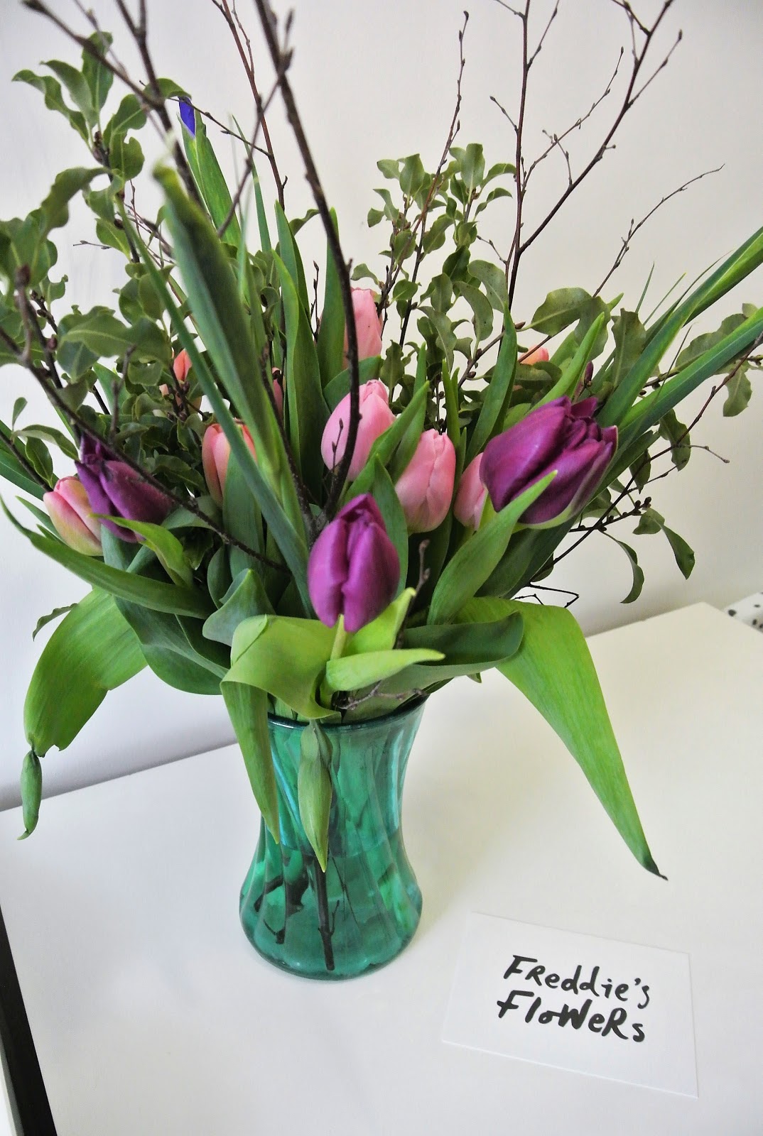 REVIEW FREDDIE'S FLOWERS SUBSCRIPTION PRETTY YOUNG THING