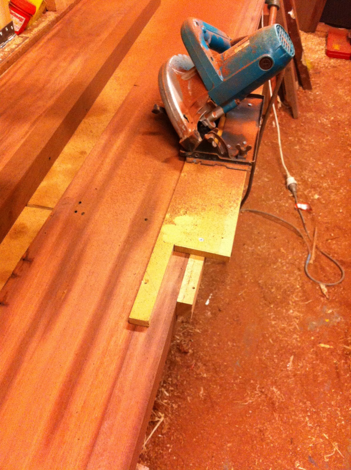 The Joy of Wood Several steps to create a nice curved edge.