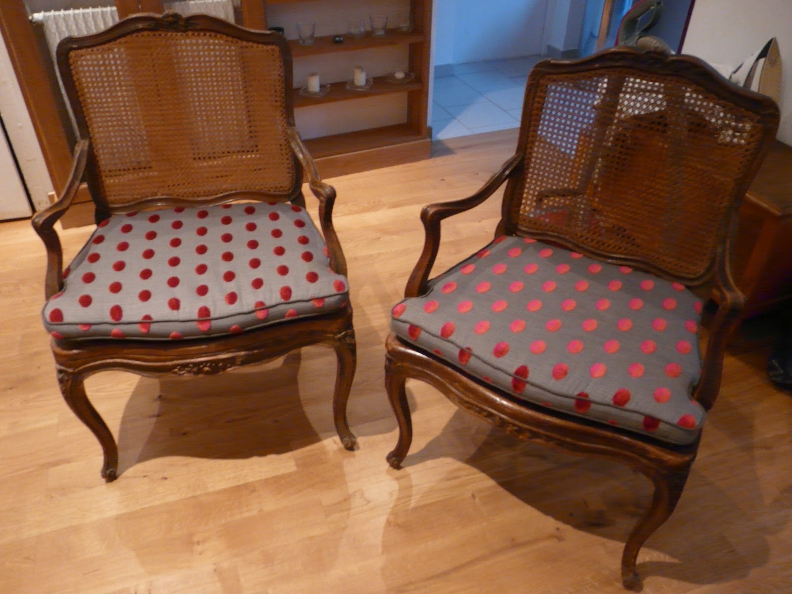 HTDECO Lot De Chaises Louis XV/XVI Style Baroque - Revêtement Polyester, Structure Hêtre