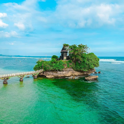 Pantai Balekambang Malang