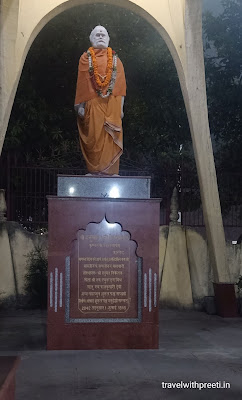 Hanuman Mandir Civil Lines Allahabad - हनुमान मंदिर सिविल लाइंस इलाहाबाद Hanuman Mandir Civil Lines Allahabad - हनुमान मंदिर सिविल लाइंस इलाहाबाद