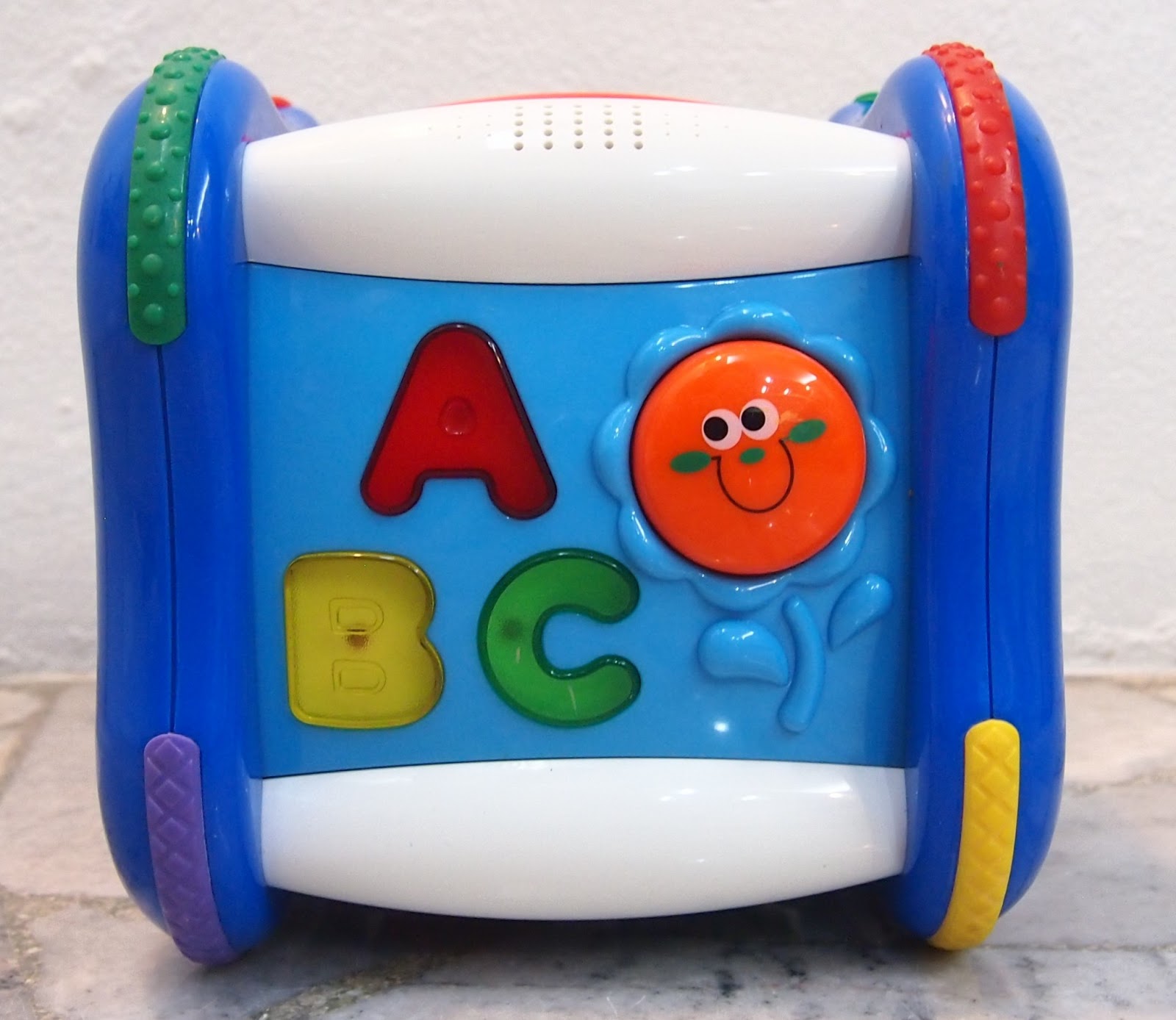 JuaiMurah: Chicco Billingual Talking Cube