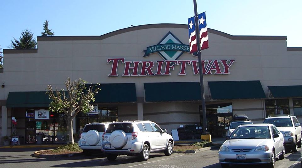 Shoreline Area News Locally owned grocery stores open on Thanksgiving
