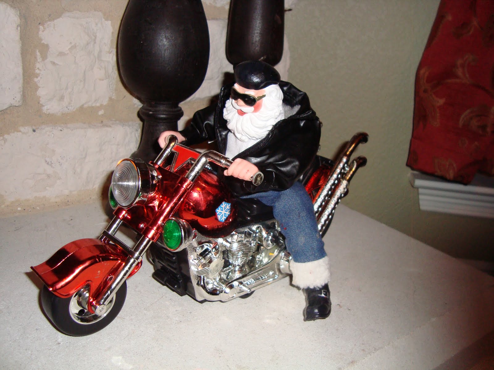Motoblogn Santa Rides A Motorcycle Christmas Decorations