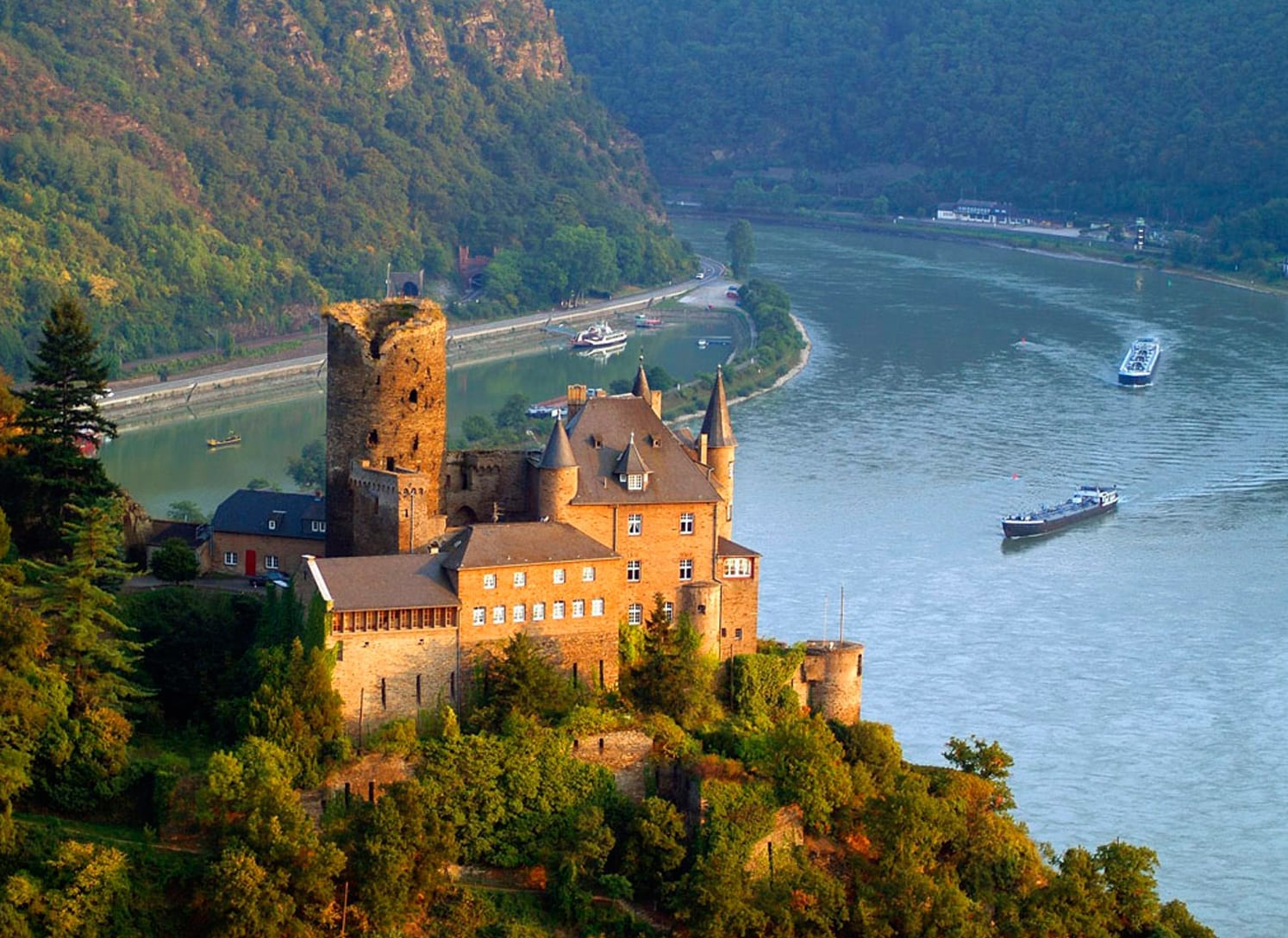 Geografia - 9º Ano - Aula 11 - O Rio Reno
