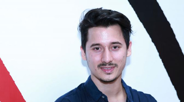 Cinta Laki-Laki Biasa, Kisah Seorang Pria Menunjukkan Cinta Tanpa Harus Memandang Harta