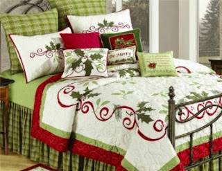Full/Queen Quilt, HOLIDAY GARLAND