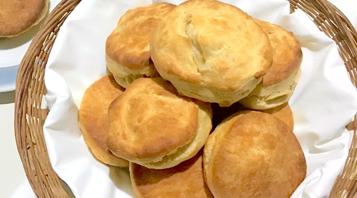 Easy Buttermilk Biscuits Recipe