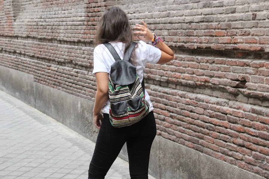 DIY Tutorial: Bolso Mochila muy fácil. Blog diy y blog costura.