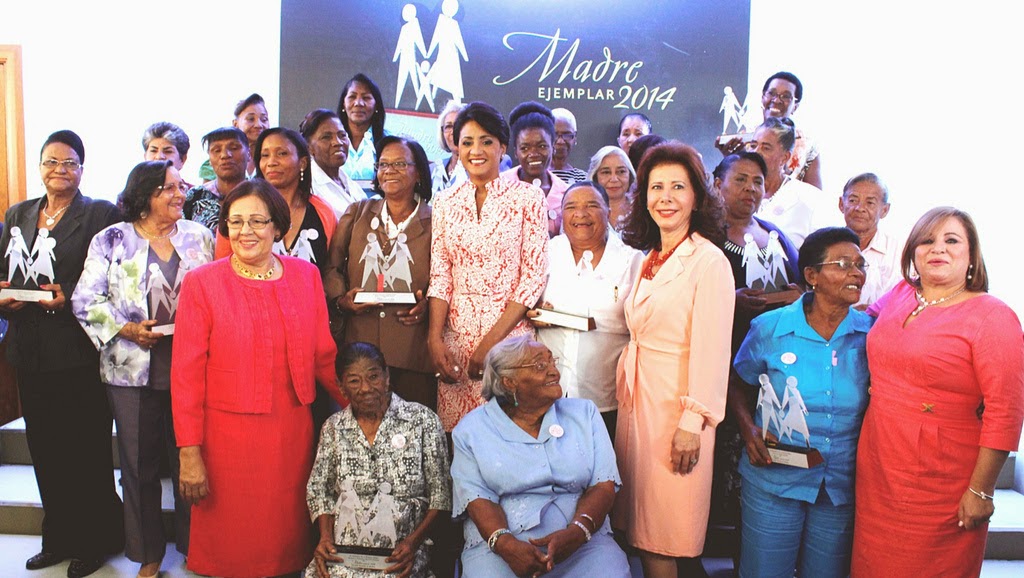 Primera Dama de RD expresa deseo de llegar a