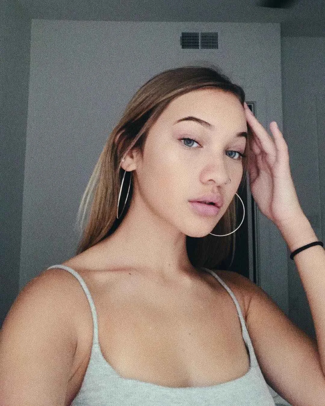 Halia Beamer Lifestyle 2 Halia Beamer Lifestyle