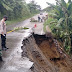 Telah Terjadi Bencana Longsor Di Badan Jalan, Kampung Gemasih, Kecamatan Pinturime Gayo