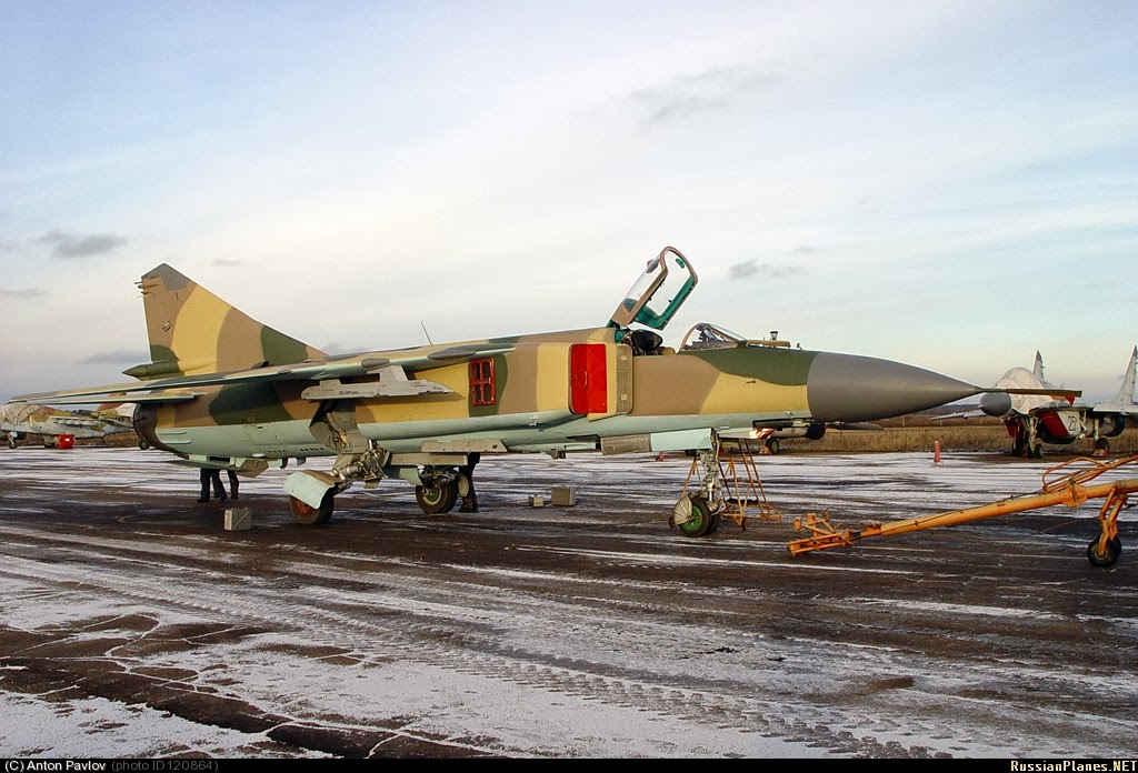 MIG-23ML+6148+LIBIO+KUBINKA+11-2007+2.jpg