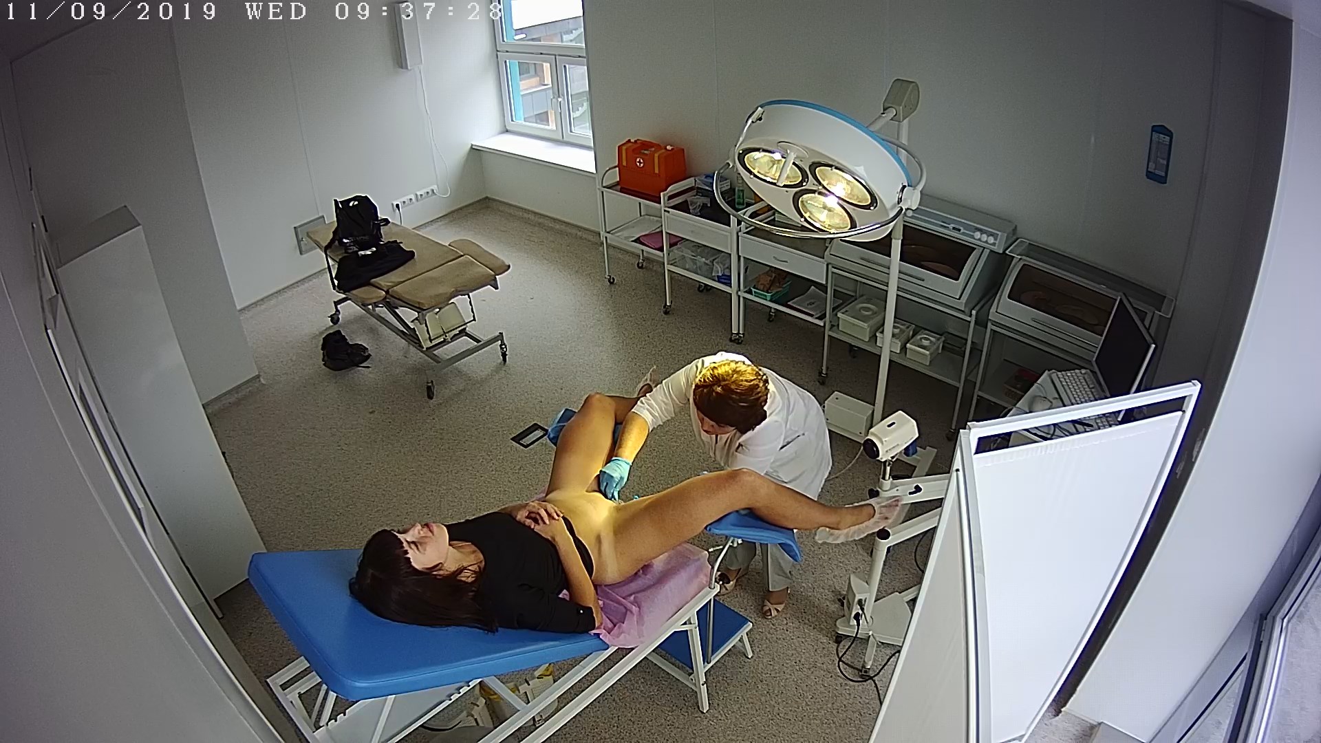 видео эротика скрытые камеры гинеколог фото 7