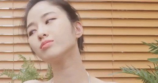 ggulbest com gif factory kim woohyeon floral swimsuit gif ggulbest com gif factory kim woohyeon floral swimsuit gif