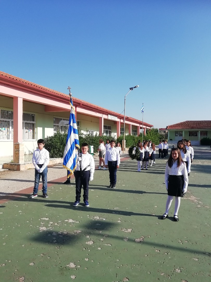 Τιμώντας τους αγωνιστές της ελευθερίας και της ανεξαρτησίας - 28η Οκτωβρίου- επέτειος του ΟΧΙ 