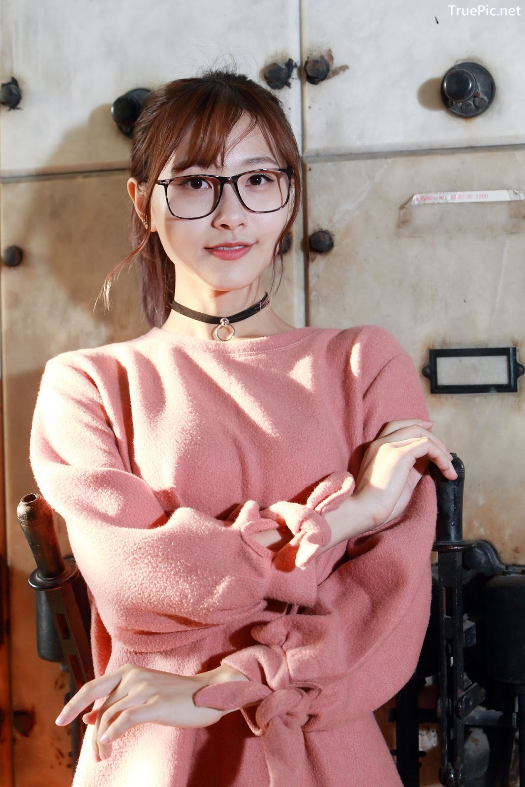 Image-Taiwanese-Model-郭思敏-Pure-And-Gorgeous-Girl-In-Pink-Sweater-Dress-TruePic.net- Picture-25