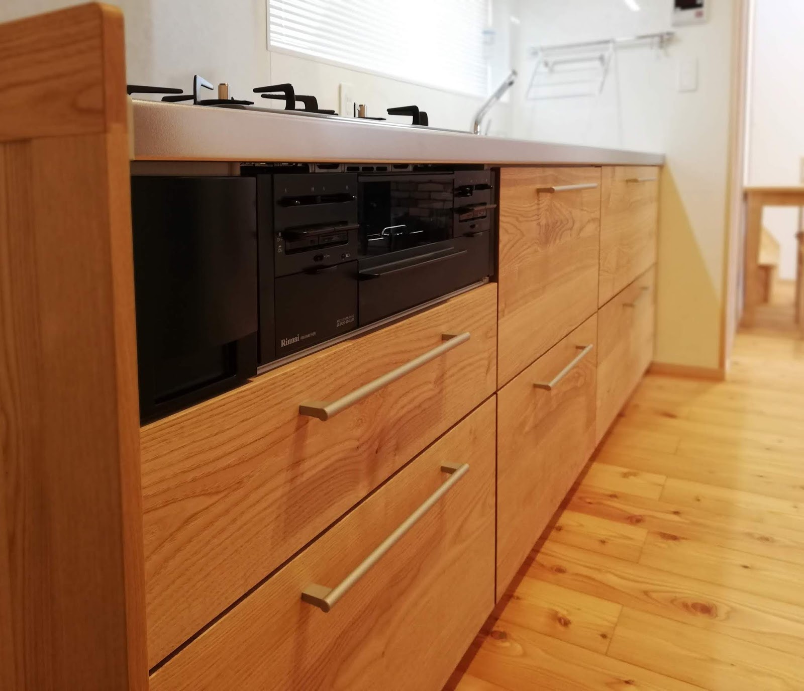 Chloros Furniture Blog キッチン扉リフォーム