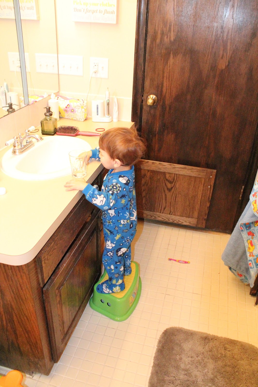 Montessori Home: Toddler's Bathroom
