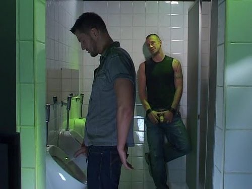 hot men and gay sex: Cruising the toilets