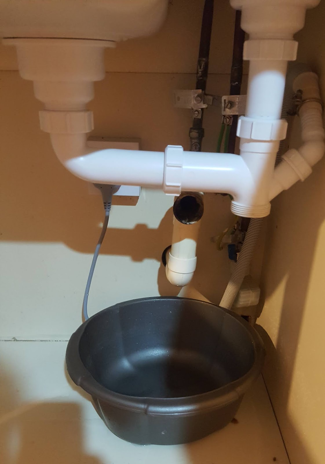 The Period Property Unblocking the kitchen sink drain